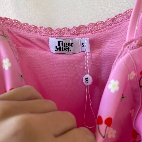 NWT tiger mist cherry dress - Picture 3 of 6